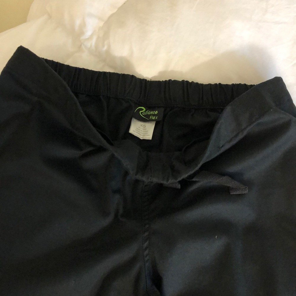 Black scrub pants / XS - petite